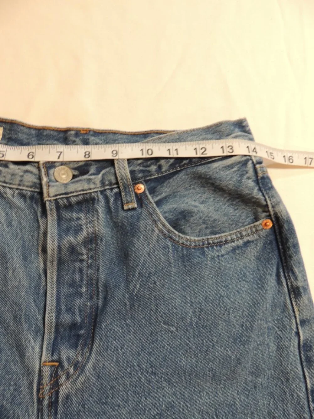 Levi 501 Jeans Button Fly 2004 Women 27x30 Pockets Large E Denim Blue Jeans